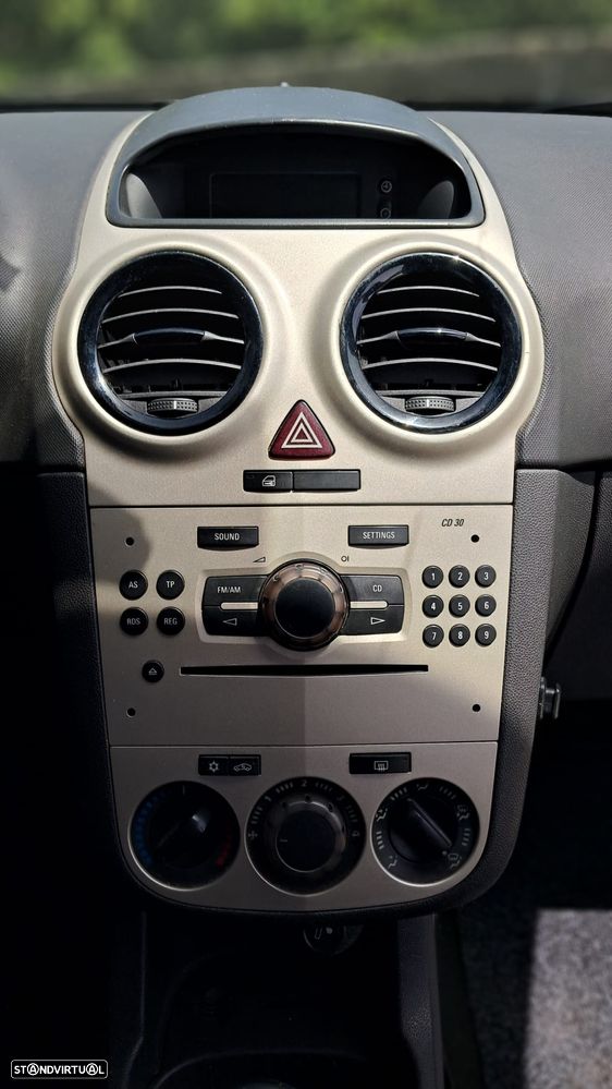 Opel Corsa - 2
