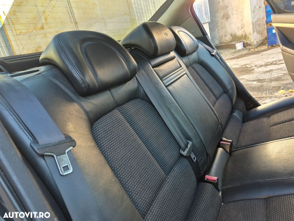 Peugeot 407 HDi 165 Automatik Platinum - 24