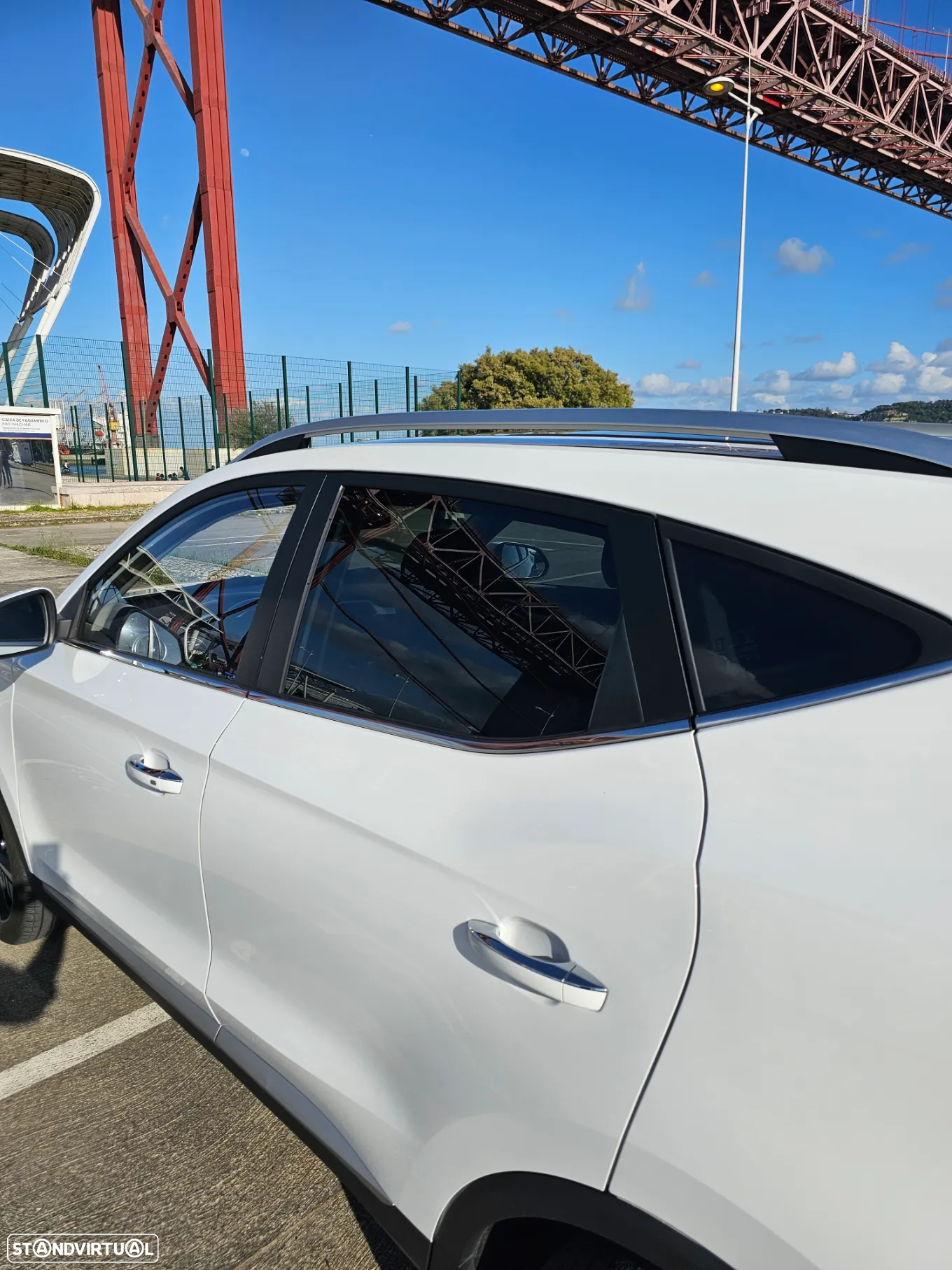 MG ZS EV 44.5 kWh Luxury - 16