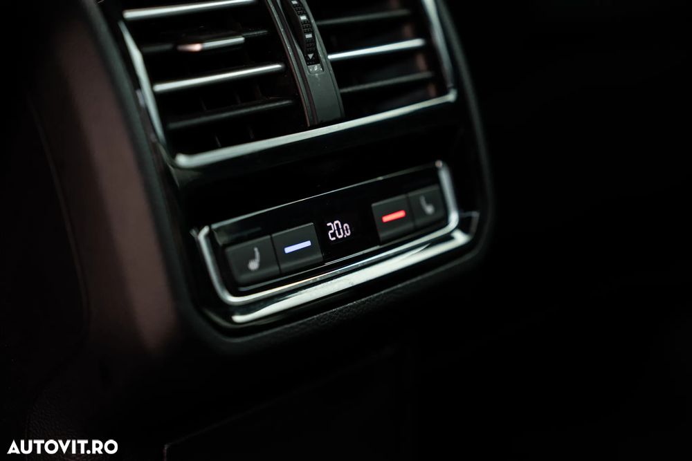 Volkswagen Passat 2.0 TDI DSG 4Motion Highline - 20