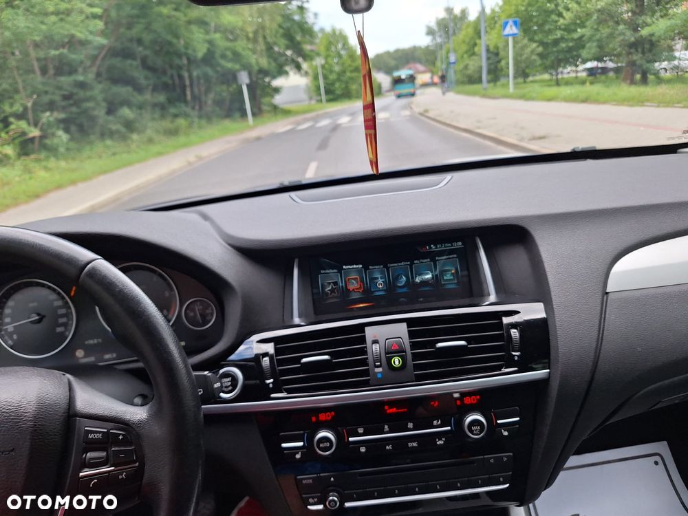 BMW X3 sDrive18d - 24