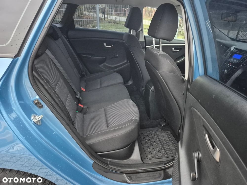 Hyundai i30 1.4 Comfort - 14