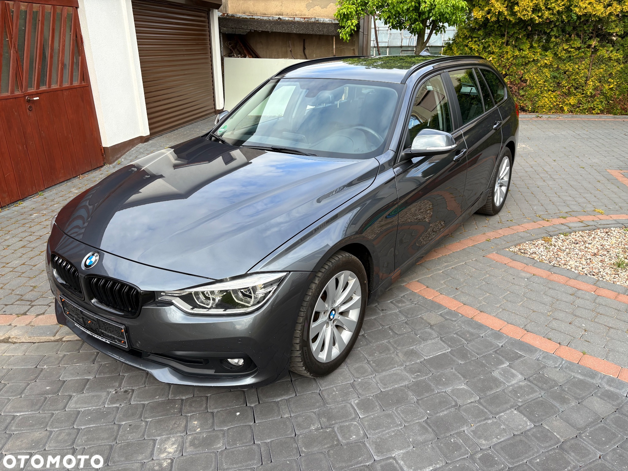 BMW Seria 3 318d Touring - 5