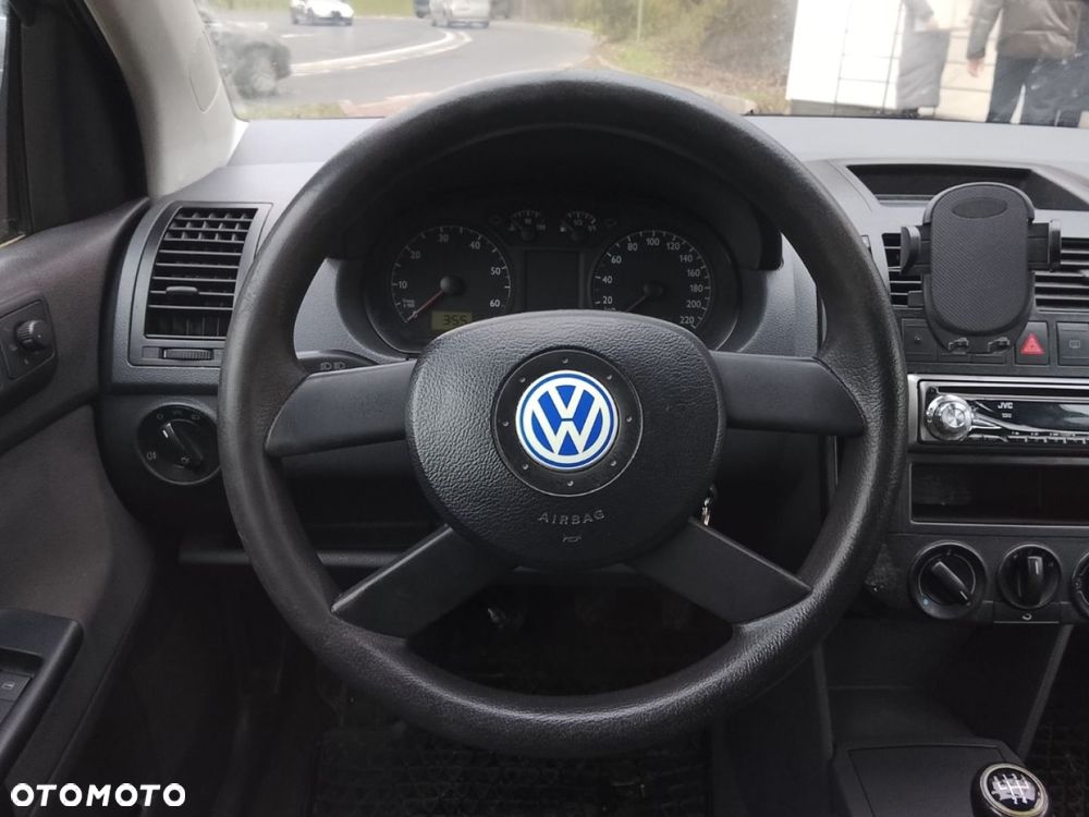 Volkswagen Polo - 6