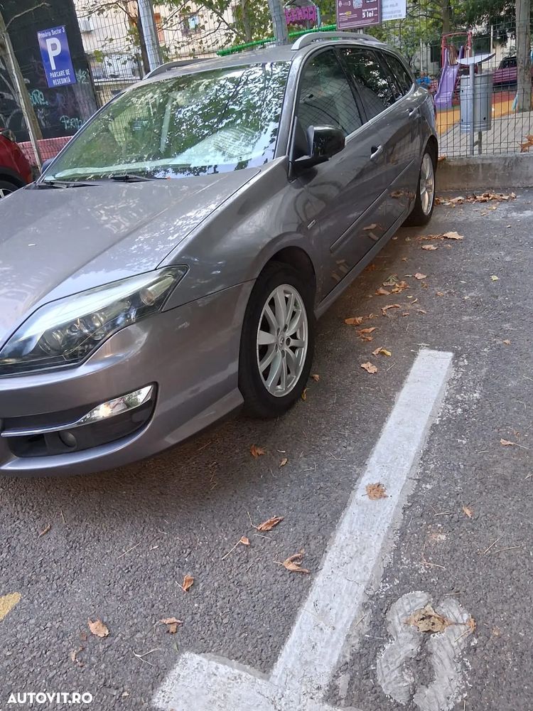 Renault Laguna 2.0dCi Initiale - 1