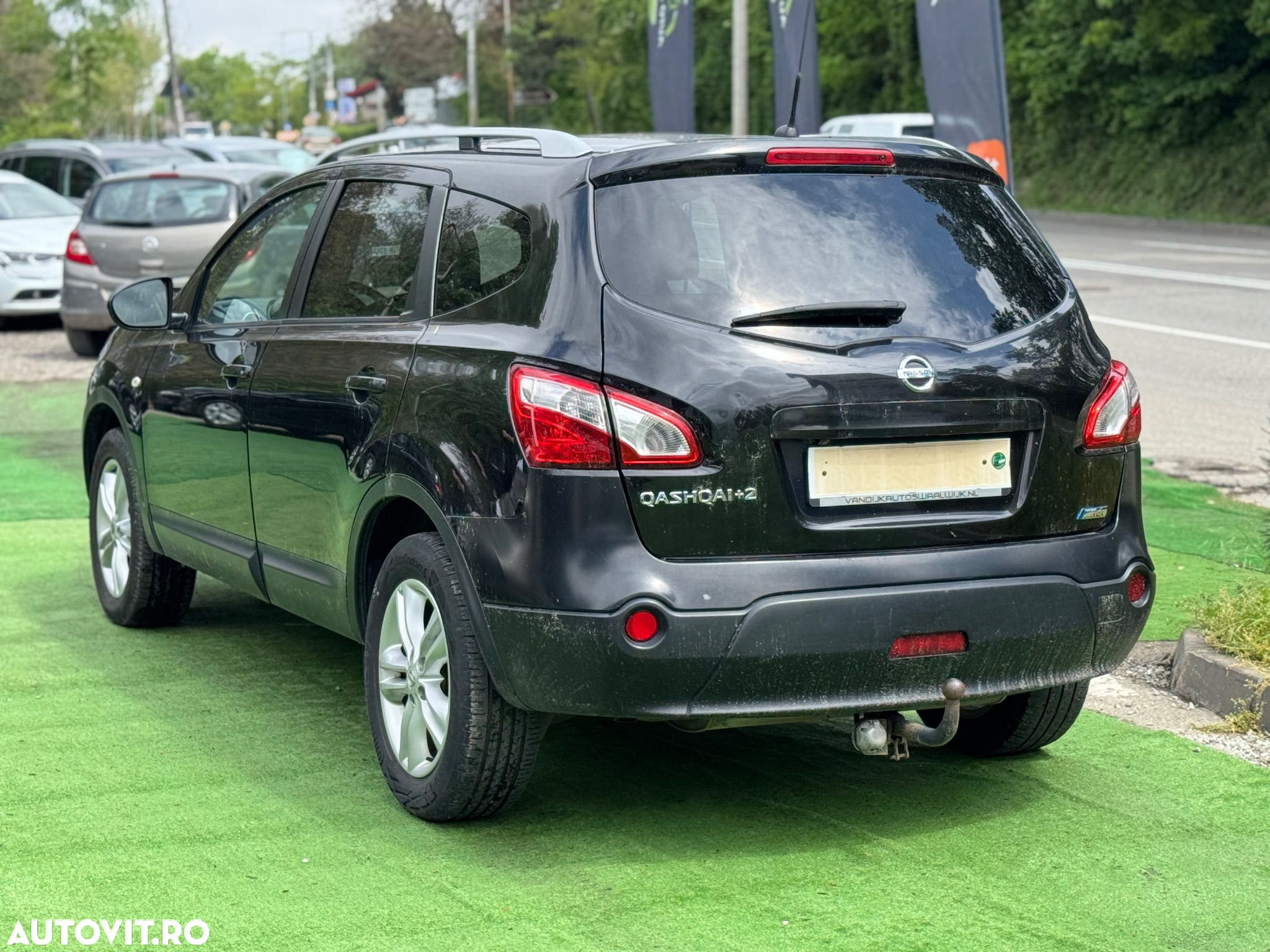Nissan Qashqai+2 - 5
