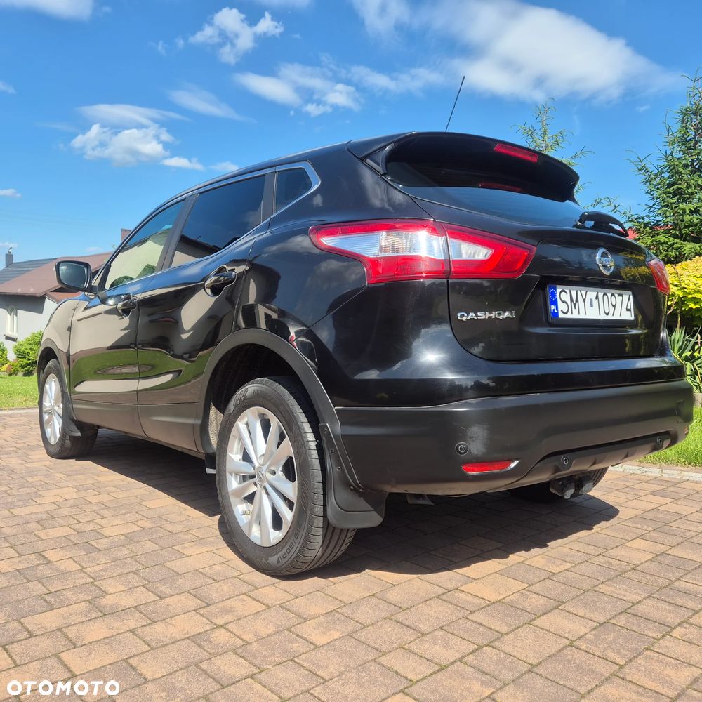 Nissan Qashqai 1.6 dCi 4 x 4 DPF Start/Stop tekna - 18