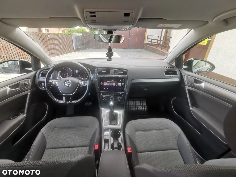 Volkswagen Golf 1.6 TDI SCR DSG Trendline - 10