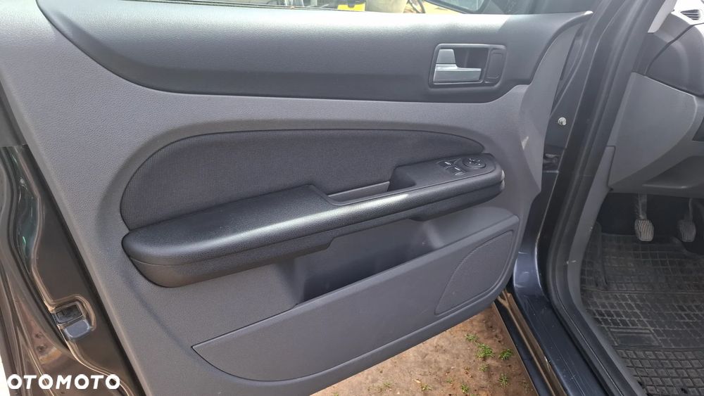 Ford Focus 1.6 Gold X - 15