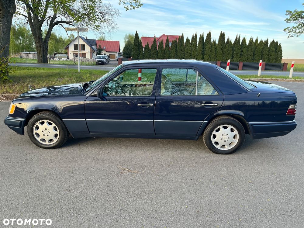 Mercedes-Benz W124 (1984-1993) - 8
