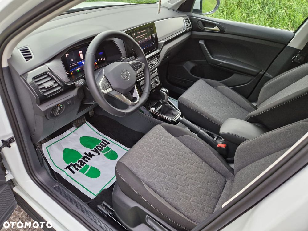 Volkswagen T-Cross - 10