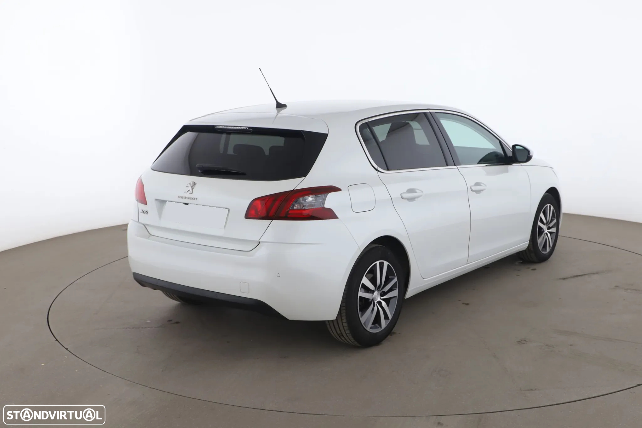 Peugeot 308 1.2 PureTech Allure EAT8 - 2