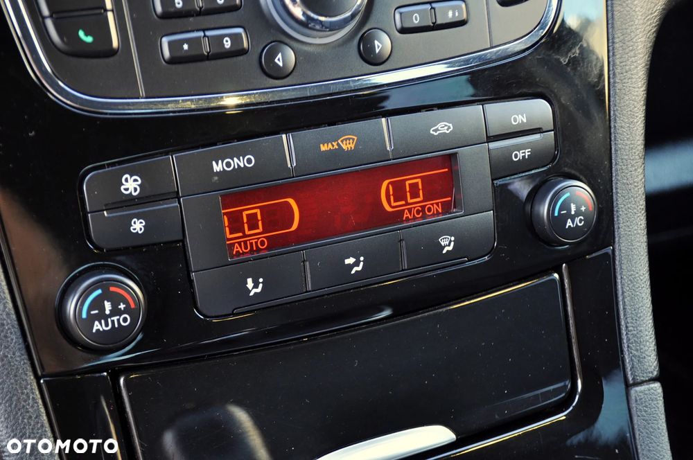 Ford S-Max - 33