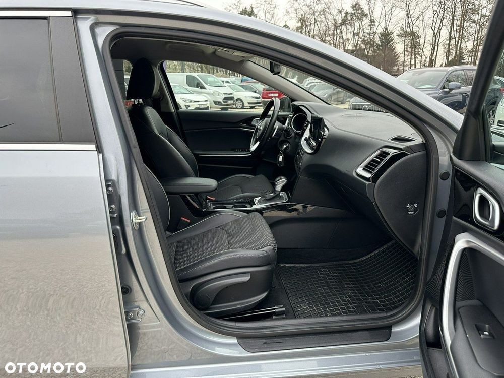 Kia Ceed 1.4 T-GDI L Business Line DCT - 21