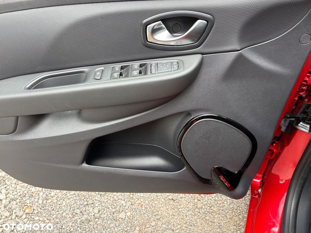 Renault Clio - 16