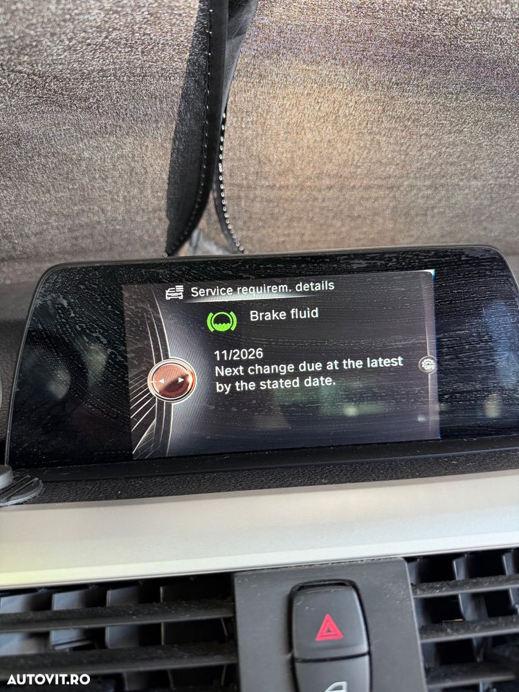 BMW Seria 3 320d Aut. - 13