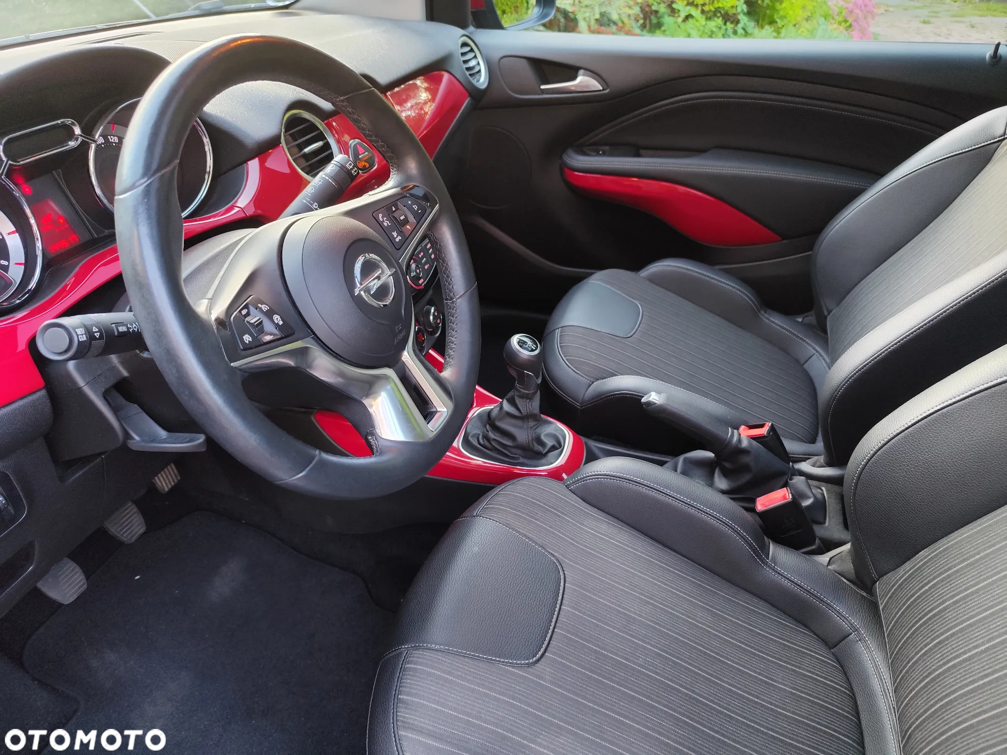 Opel Adam 1.4 Glam - 10