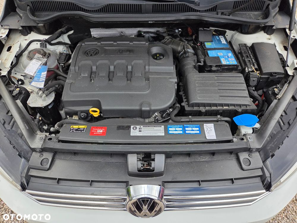 Volkswagen Golf 2.0 TDI Sound - 5