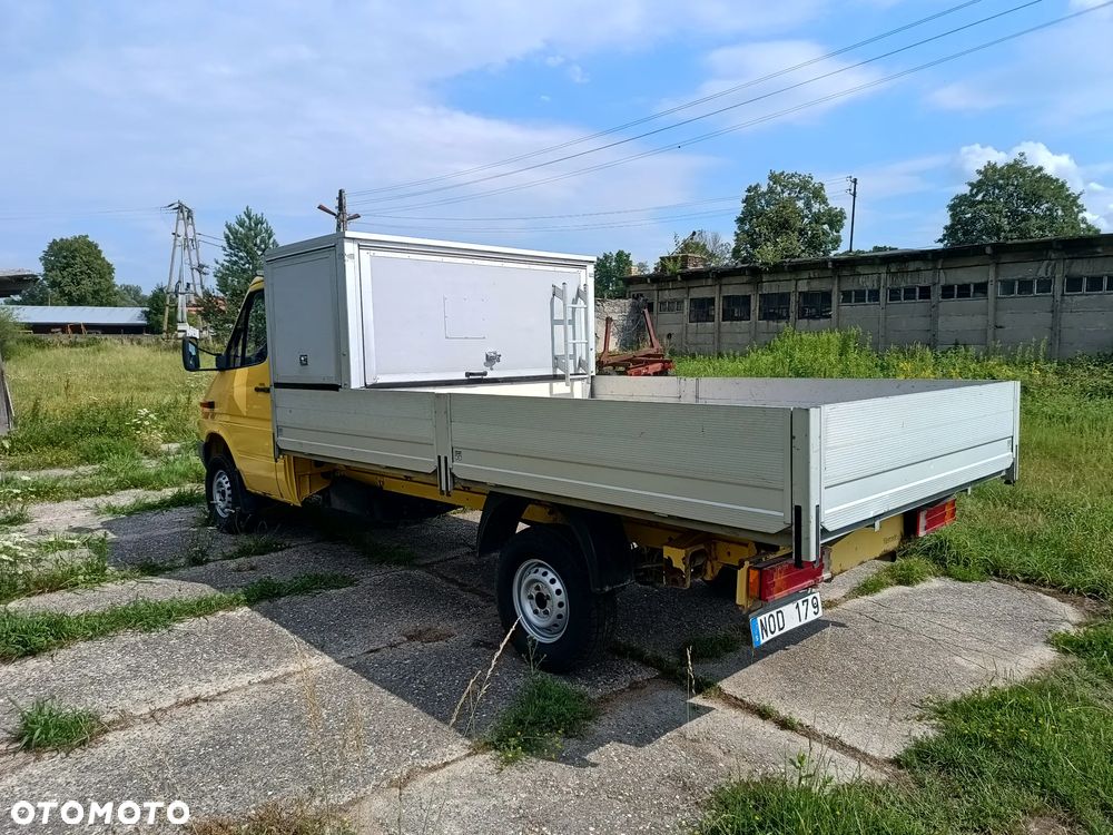 Mercedes-Benz SPRINTER 4X4 316 CDI 2.7, 5 cylindrów BLOKADA MOSTU! STAN BLACHARSKI IDEALNY! CAŁE AUTO W ORYGINALNYM LAKIERZE!!IDEALNA BAZA POD KAMPERA WYPRAWOWEGO! - 7