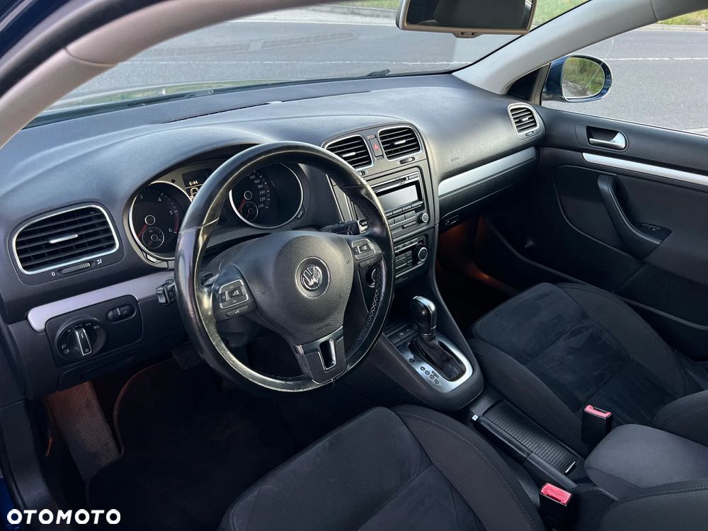 Volkswagen Golf VI 1.6 TDI BlueMot Comfortline DSG - 17
