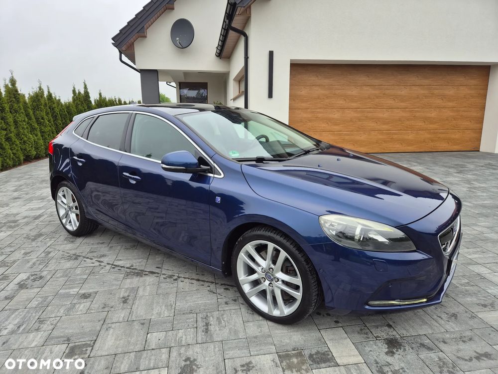 Volvo V40 D4 Ocean Race - 22