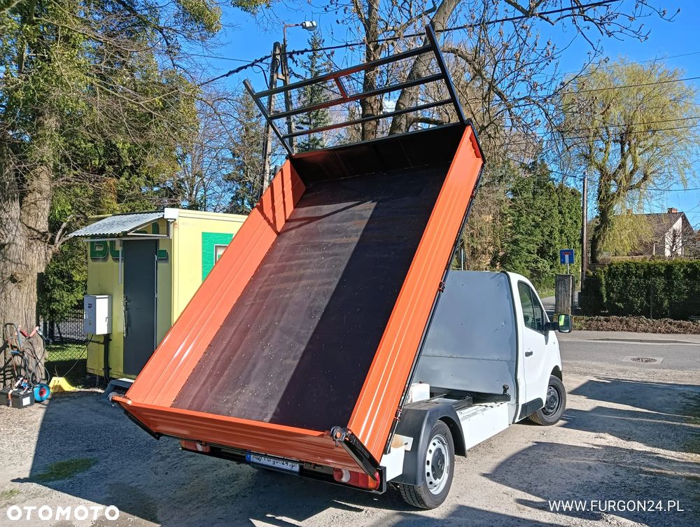 Renault TRAFIC WYWROTKA KIPER Z NAJAZDAMI NR 840 - 6