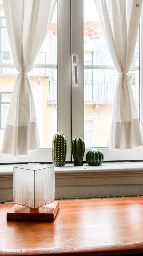 Quarto - localizado em Arroios Lisbon - Grande imagem: 3/22