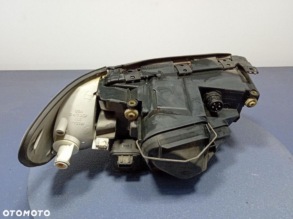 AUDI A6 C4 94-97 REFLEKTOR LEWY LAMPA H1 H1 H3 EU 140505-02 - 3