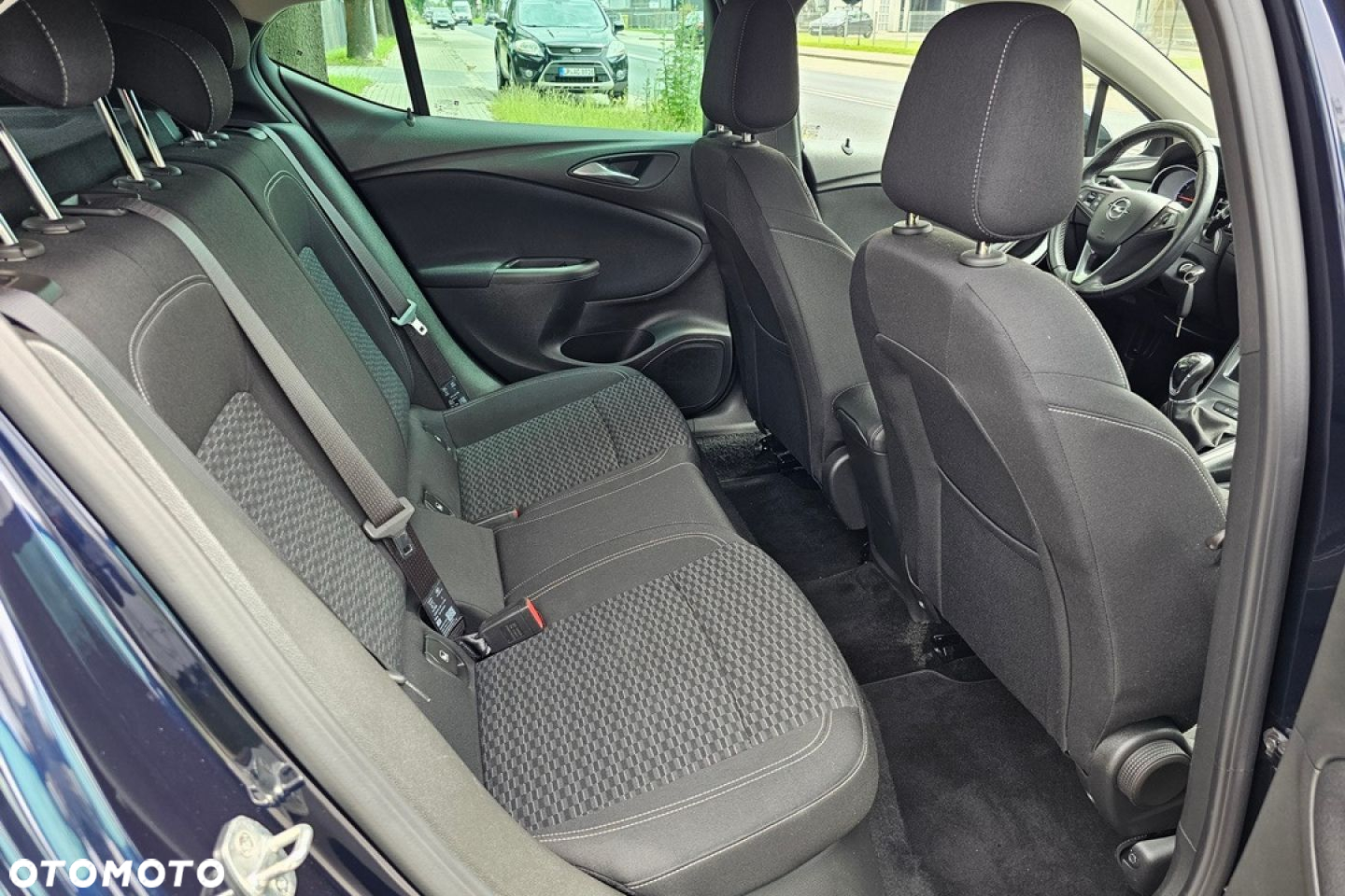 Opel Astra - 18