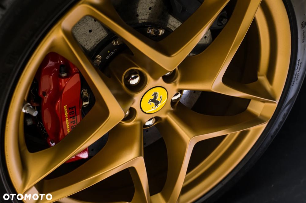 Ferrari Roma Spider - 17