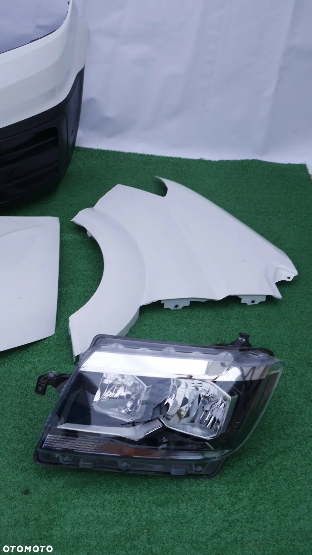 MASKA ZDERZAK GRILL LAMPY BŁOTNIKI PAS PRZEDNI CHODNICE BELKA VW CRAFTER II 2 - 5