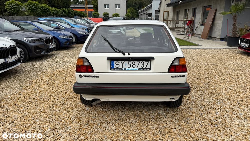 Volkswagen Golf 1.3 - 32