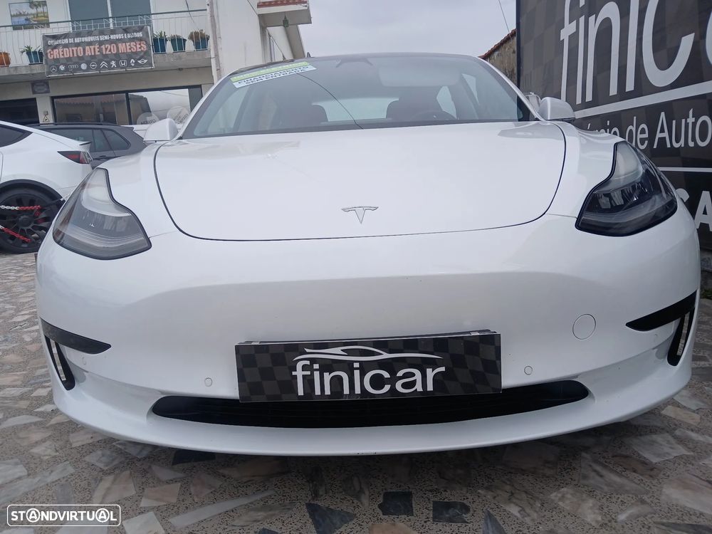 Tesla Model 3 - 5