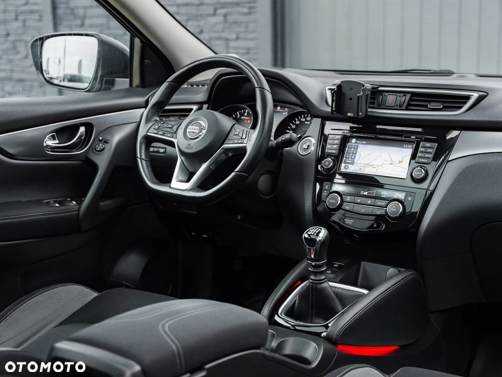 Nissan Qashqai 1.2 DIG-T N-Connecta - 20