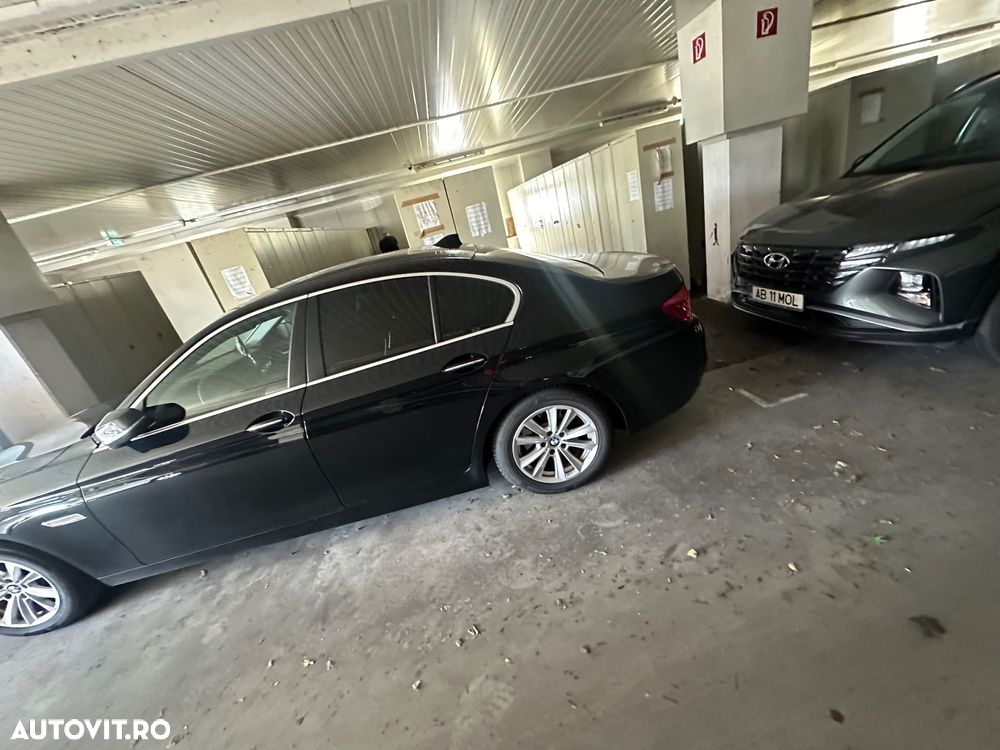 BMW Seria 5 520d xDrive Touring Aut. Luxury Line - 11