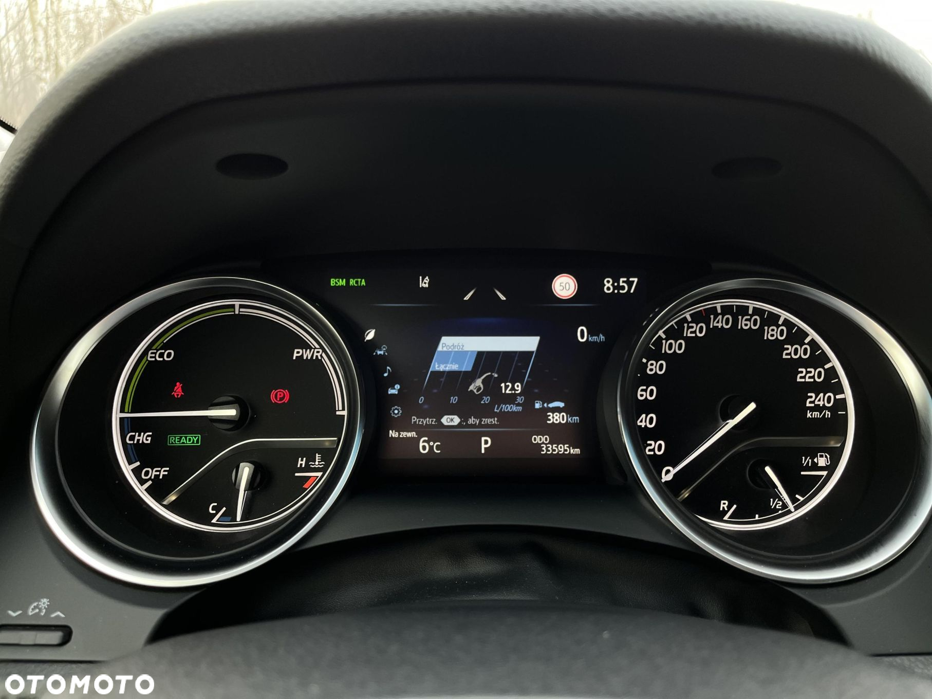 Toyota Camry - 21