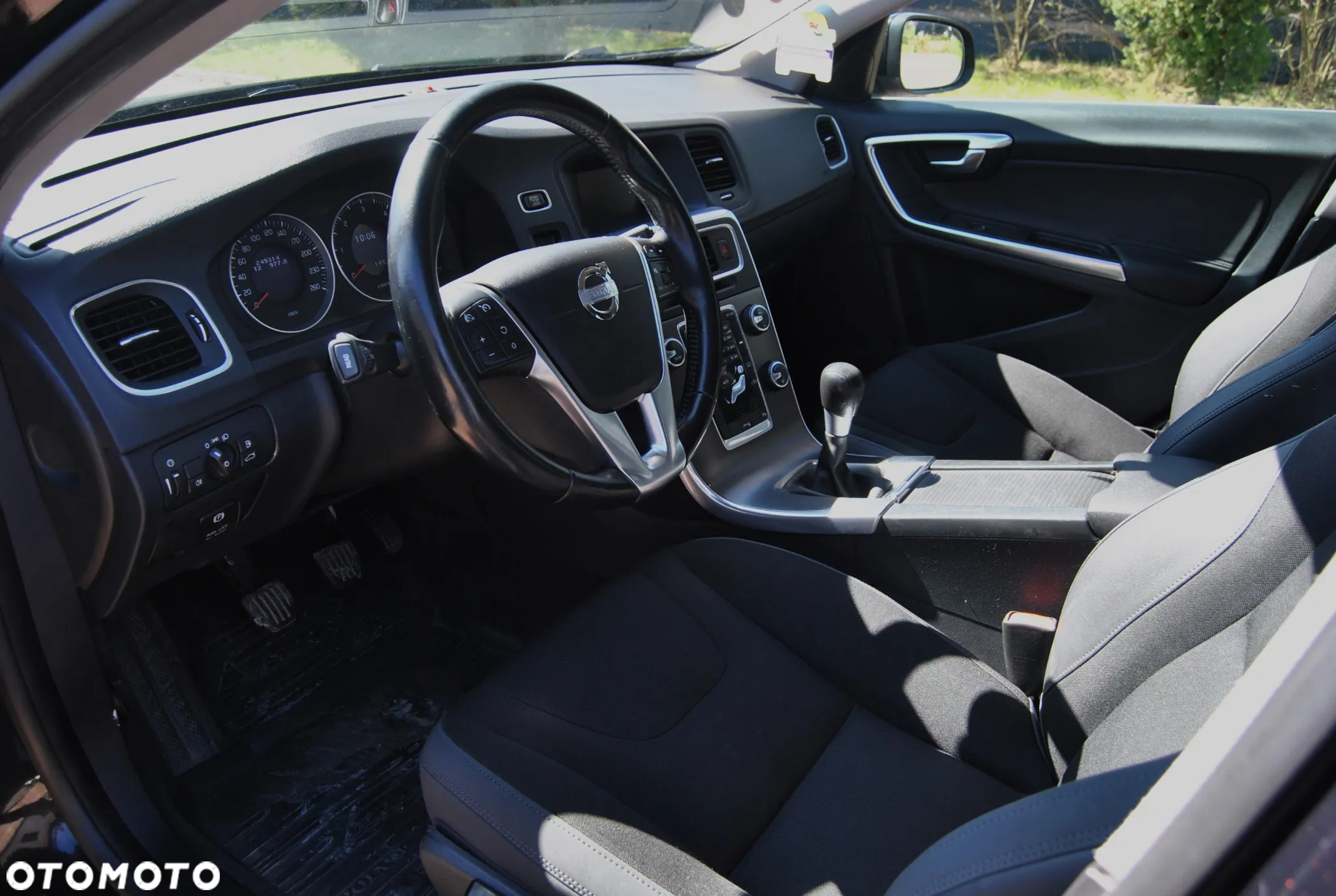 Volvo V60 D2 Summum - 5