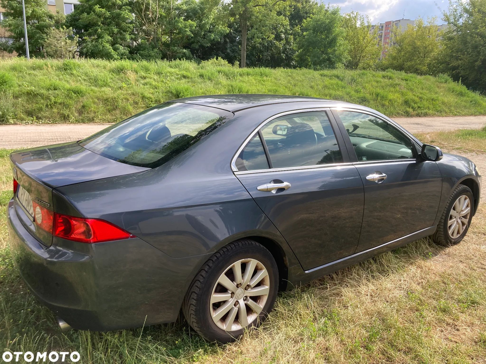 Honda Accord 2.0 Comfort - 1
