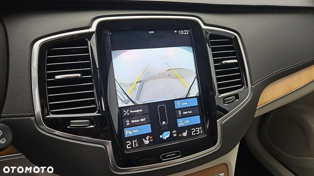Volvo XC 90 - 21