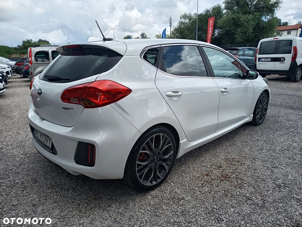 Kia Ceed 1.6 T-GDI GT - 9