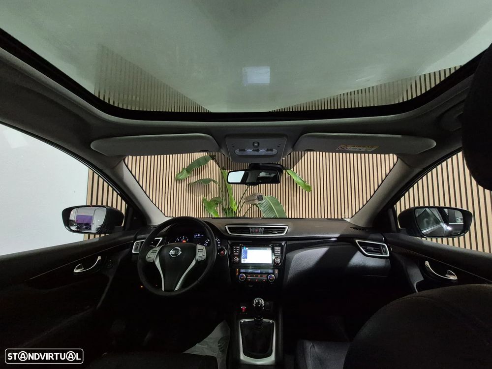Nissan Qashqai 1.6 dCi Tekna Premium 17 Pele S P.Preta - 13
