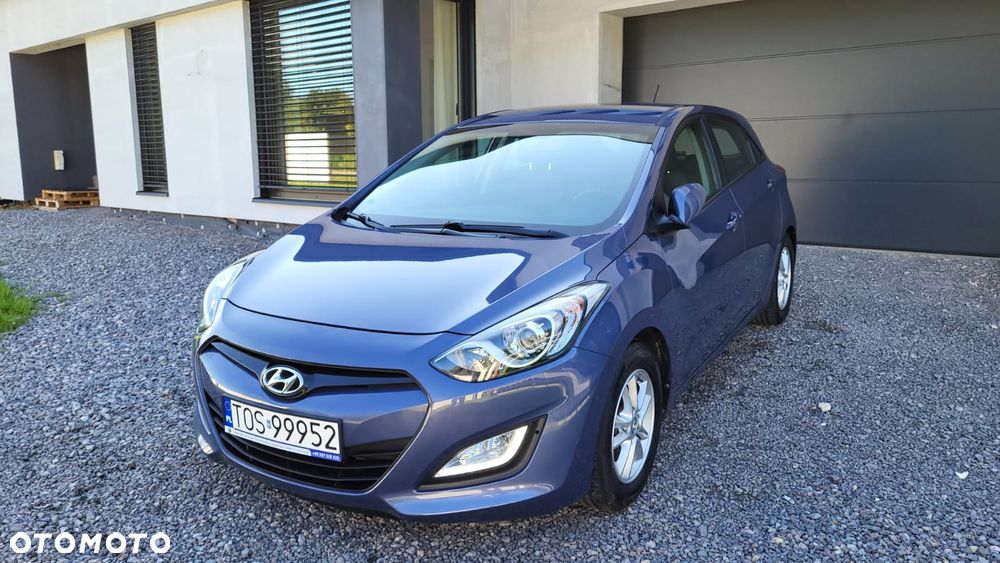 Hyundai i30 1.4 Intro Edition - 12