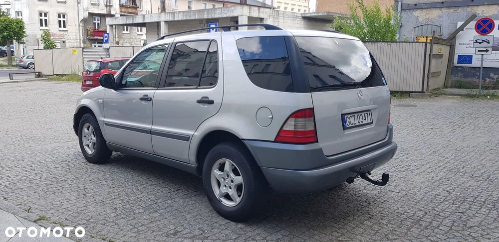 Mercedes-Benz ML 320 - 7