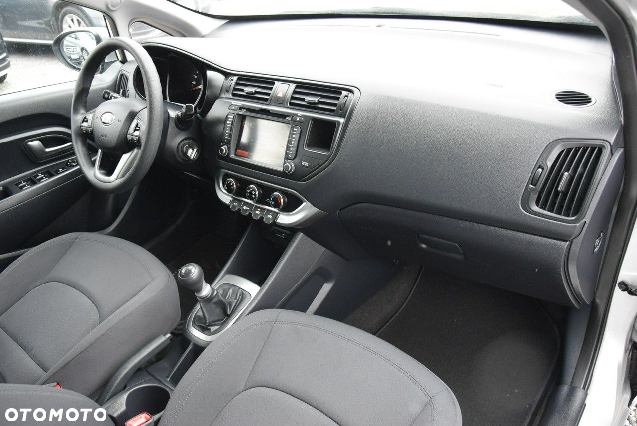 Kia Rio 1.2 Edition 7 - 17