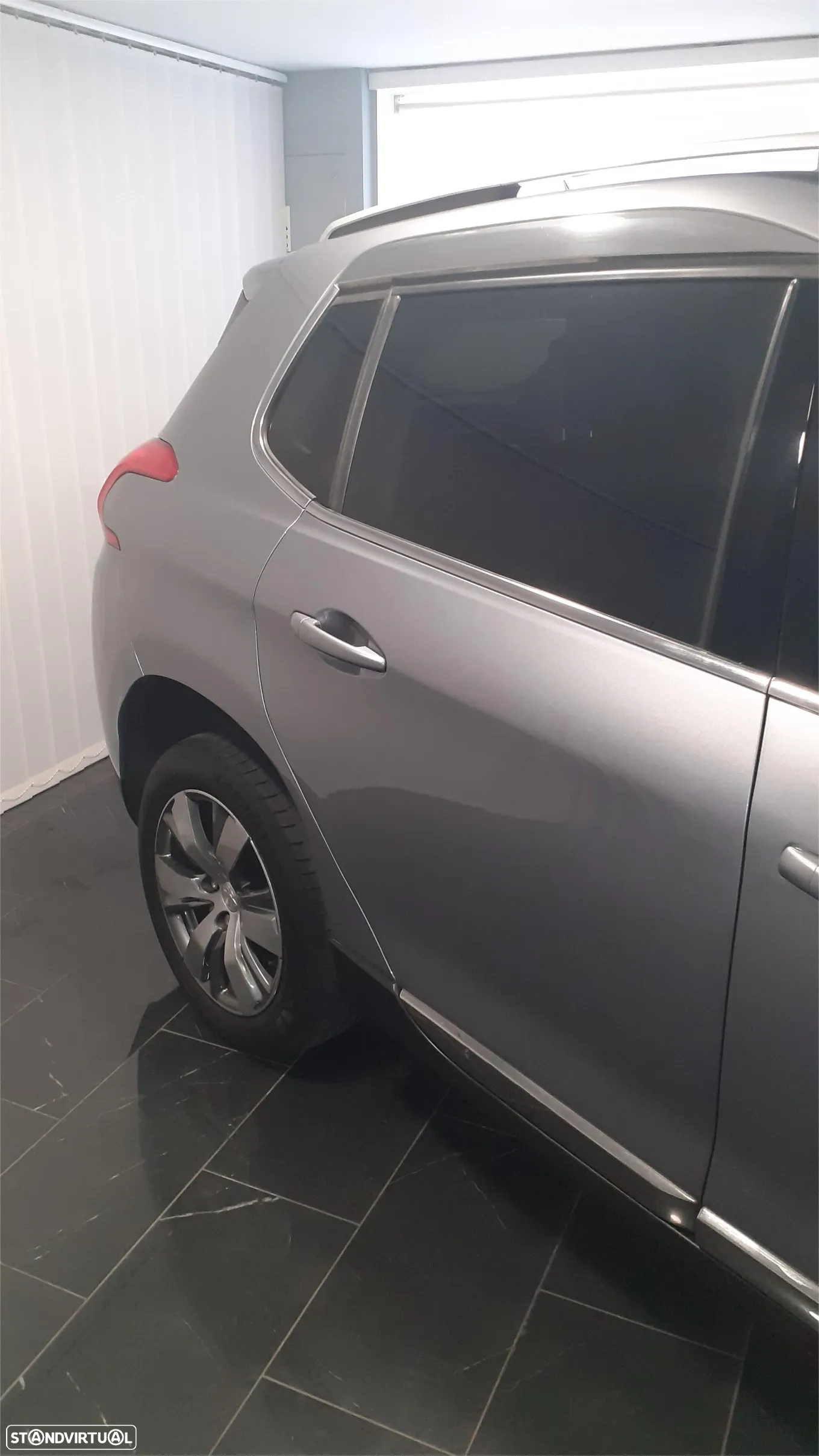Peugeot 2008 1.2 VTi Allure - 13