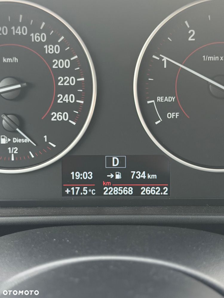 BMW Seria 2 218d M Sport - 10