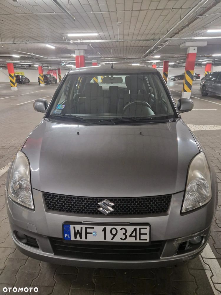 Suzuki Swift - 2