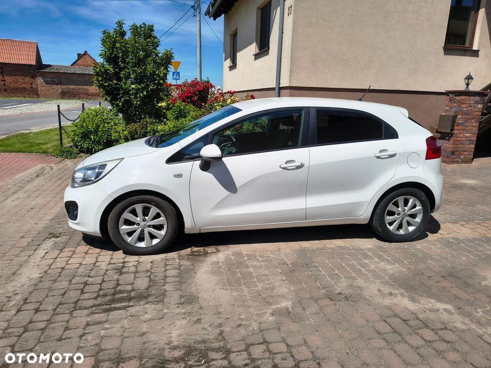 Kia Rio - 9