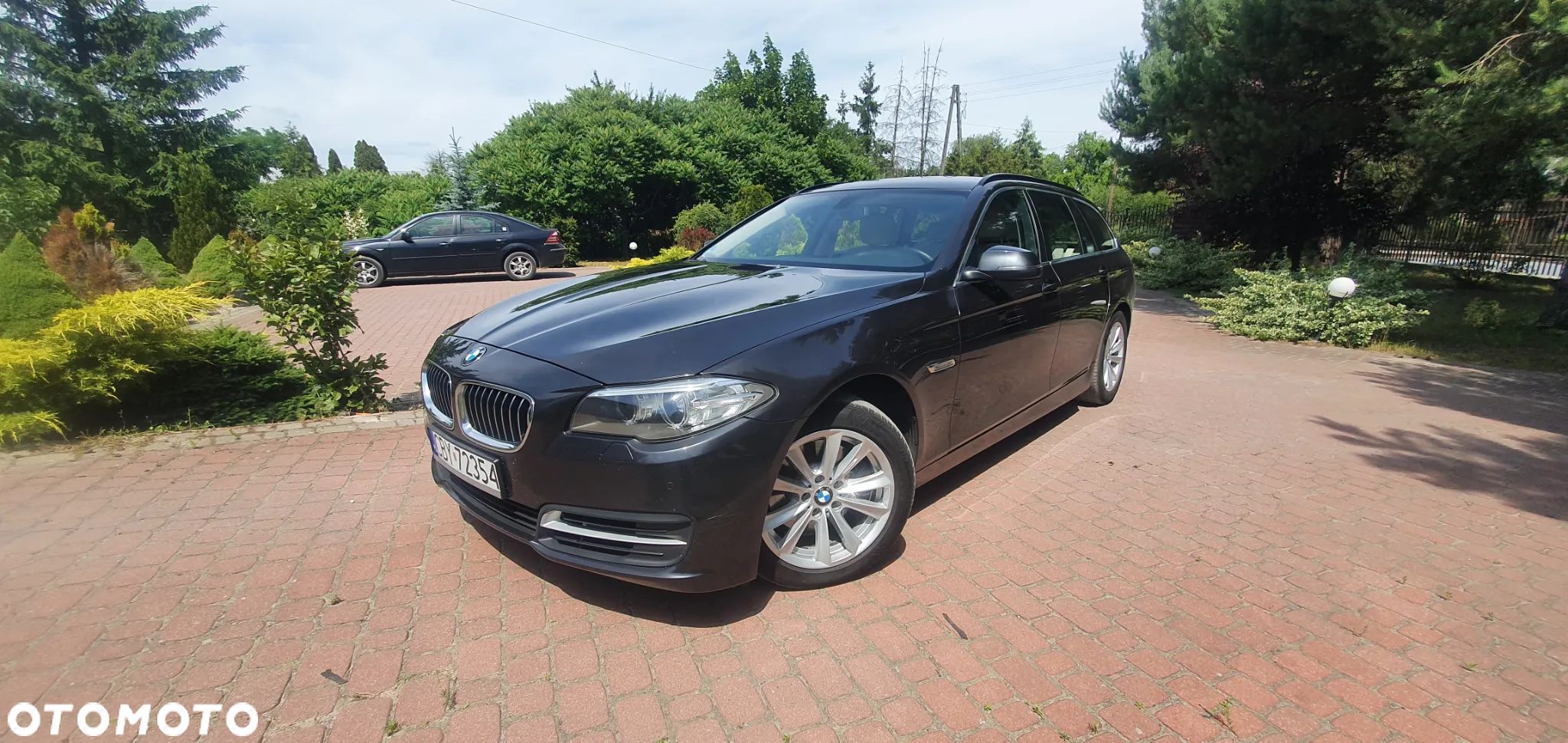 BMW Seria 5 520d Touring Luxury Line - 1