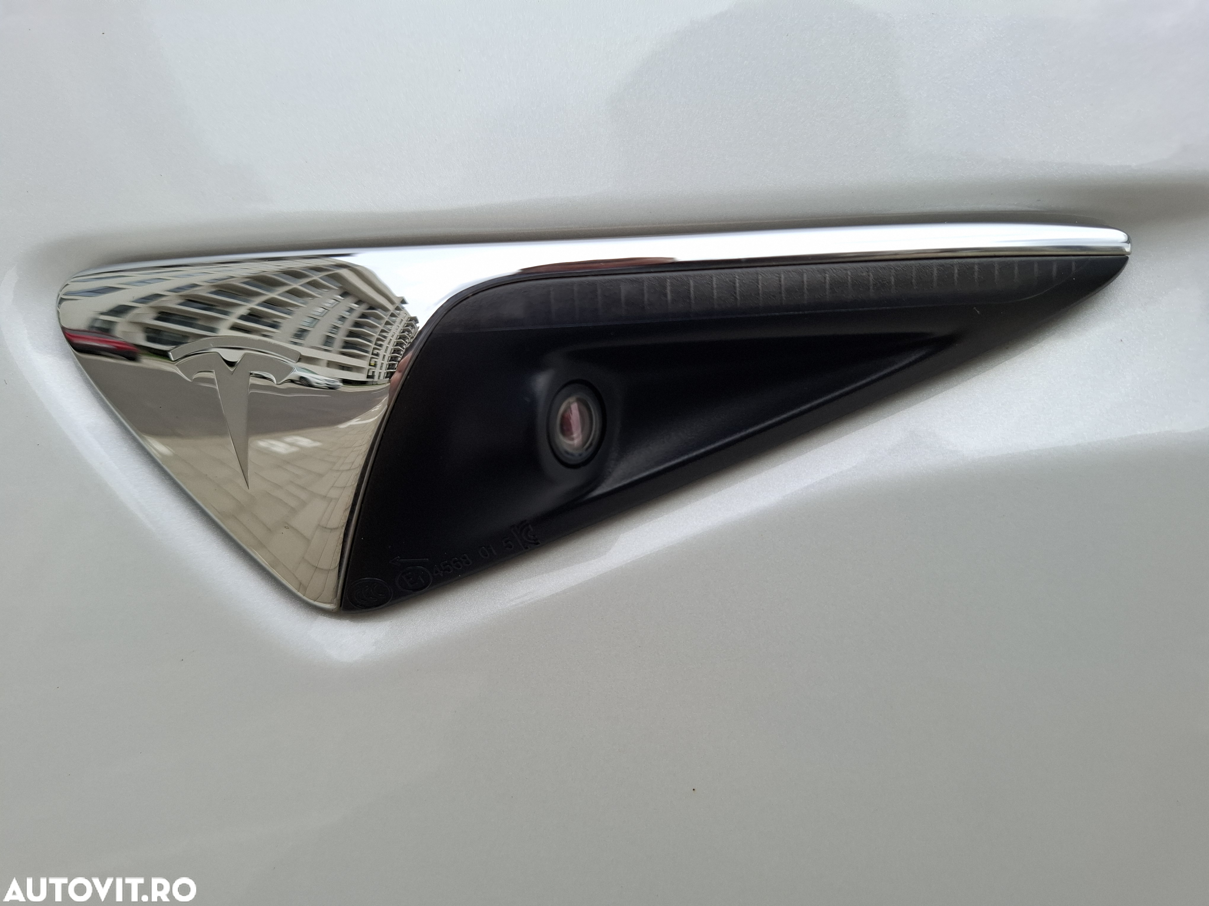 Tesla Model 3 AWD Dual Motor - 17
